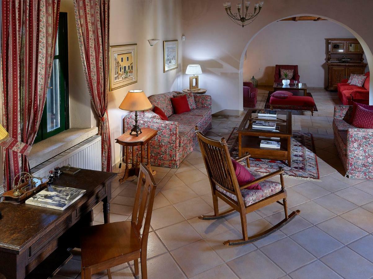 Castello Villa Daphnes - Private Pool & Whirlpool Dhafnes المظهر الخارجي الصورة