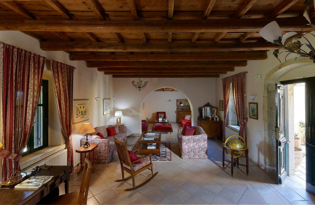 Castello Villa Daphnes - Private Pool & Whirlpool Dhafnes المظهر الخارجي الصورة