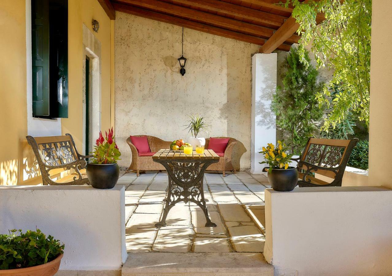 Castello Villa Daphnes - Private Pool & Whirlpool Dhafnes المظهر الخارجي الصورة